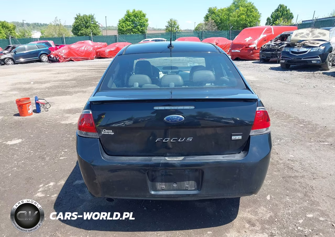 2011 Ford Focus Ses VIN:1FAHP3GN7BW113726 - 16