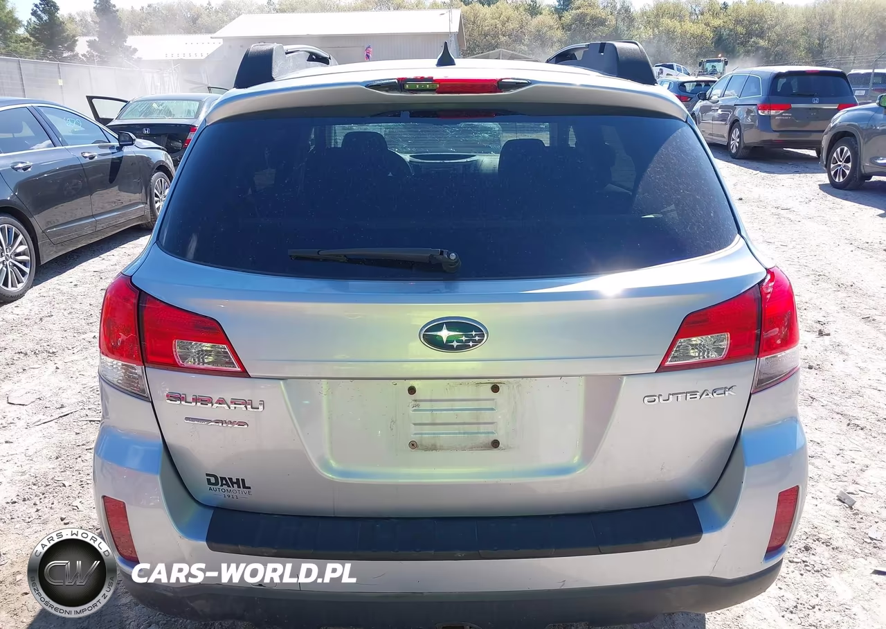 2014 Subaru Outback 2.5I Premium VIN:4S4BRCCC7E3213177 - 17