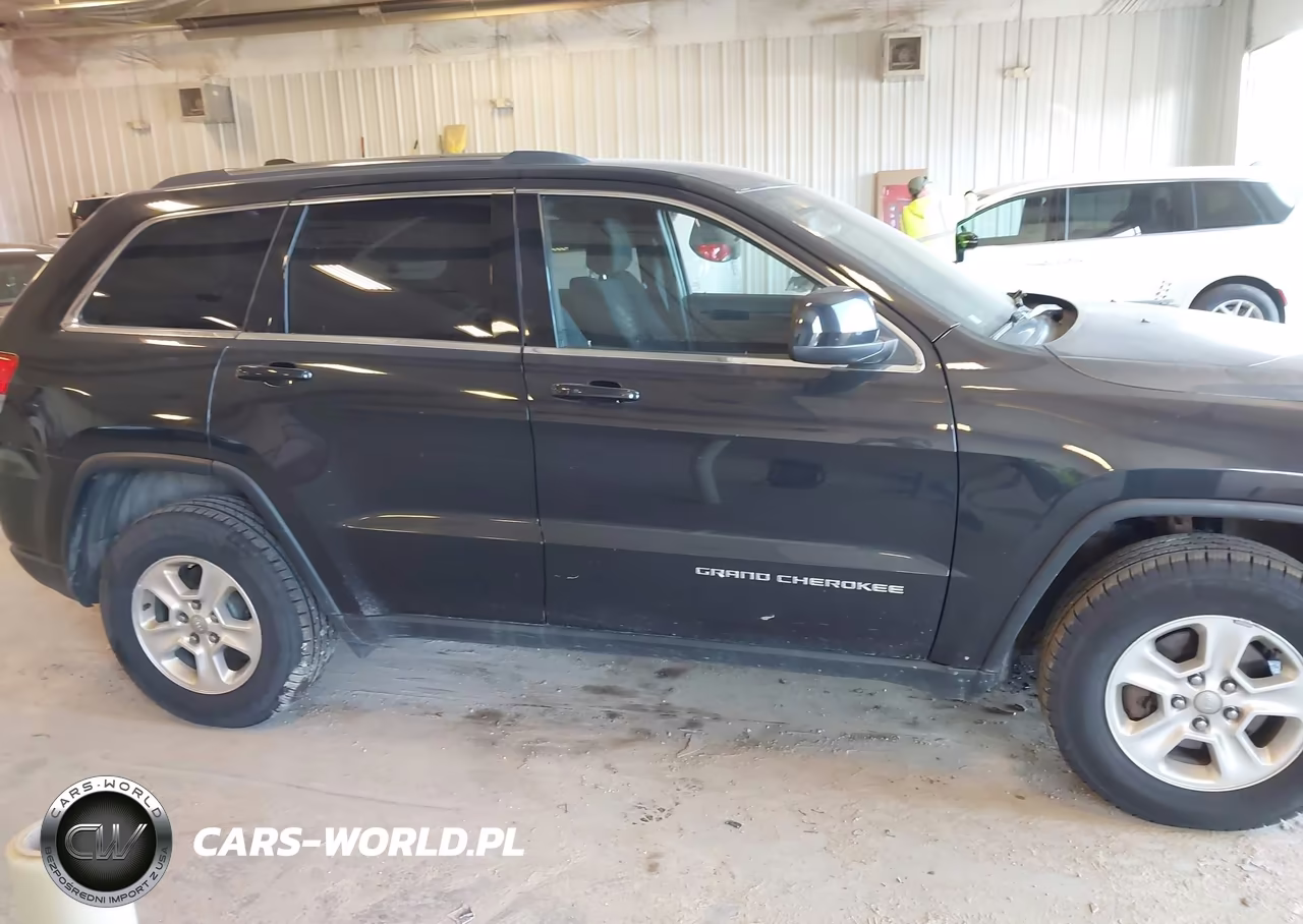 2014 Jeep Grand Cherokee Laredo VIN:1C4RJFAG6EC119129 - 13