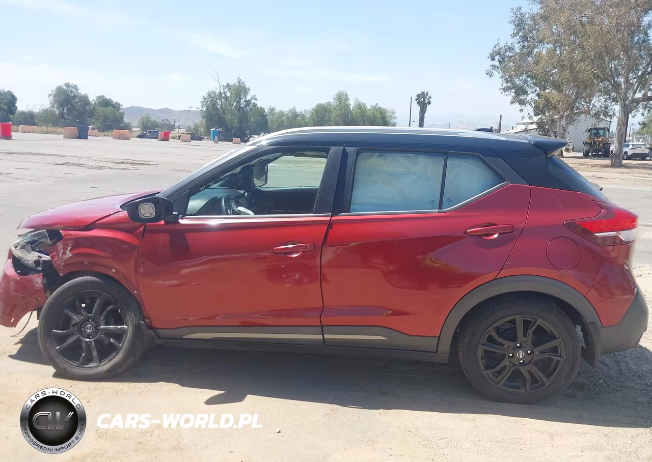 2019 Nissan Kicks Sr VIN:3N1CP5CU7KL549031 - 14