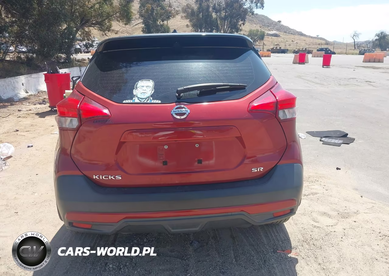2019 Nissan Kicks Sr VIN:3N1CP5CU7KL549031 - 16