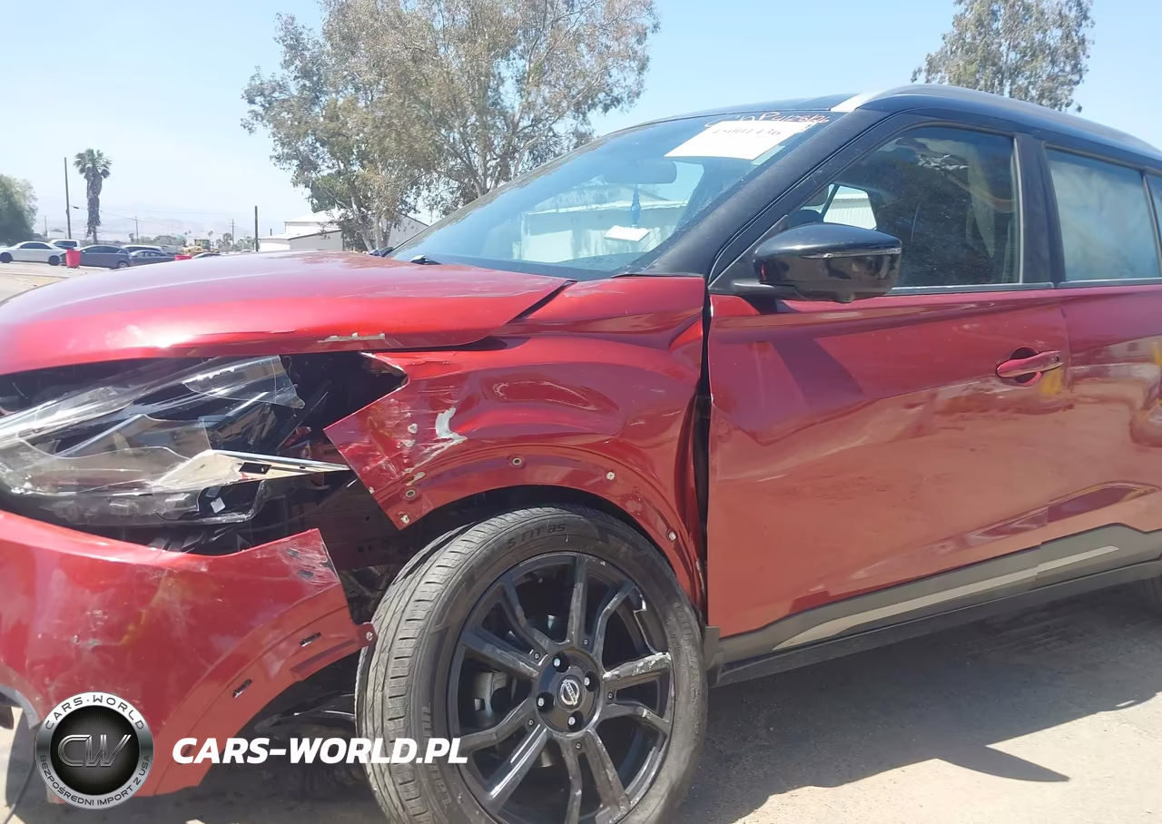 2019 Nissan Kicks Sr VIN:3N1CP5CU7KL549031 - 6