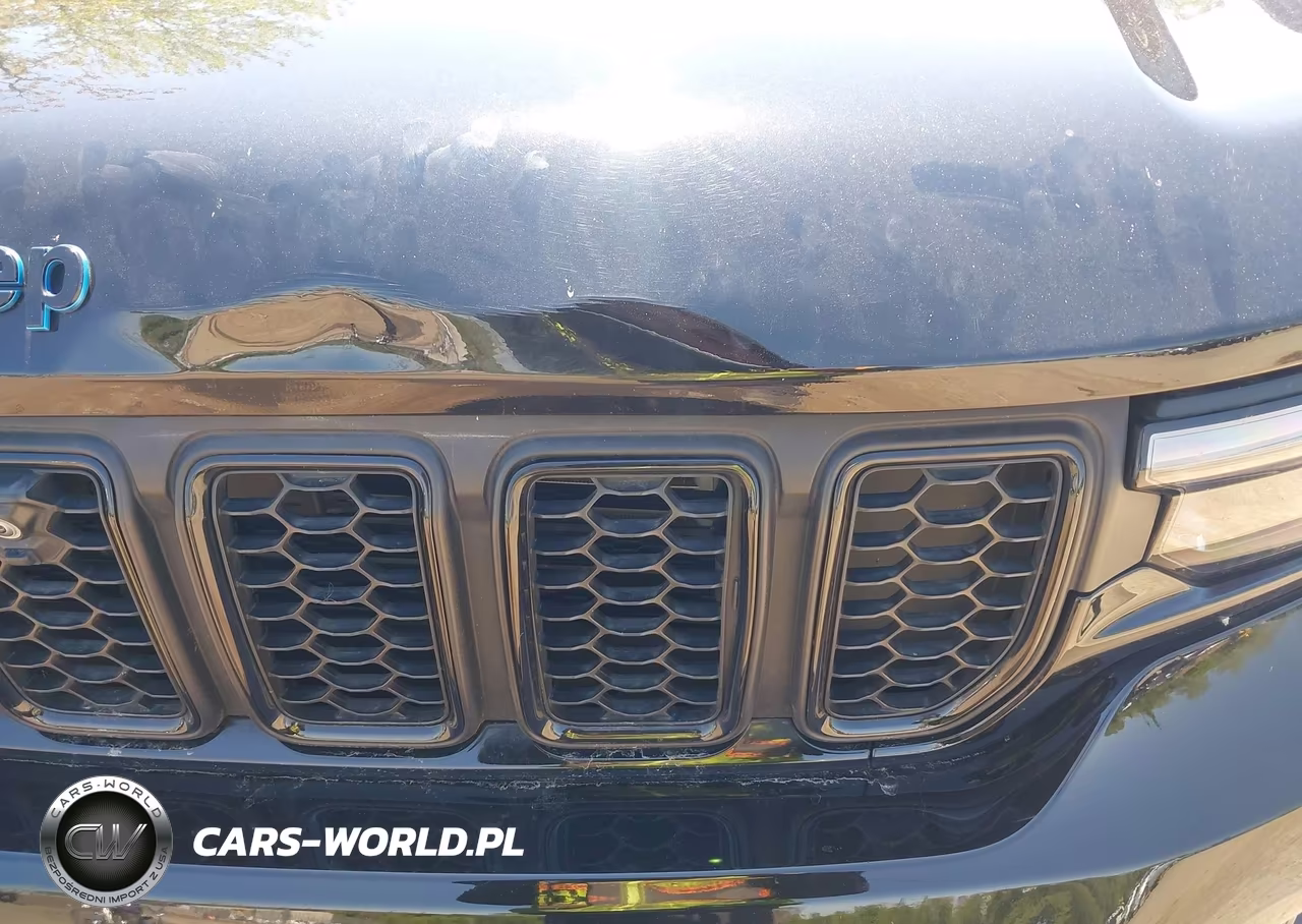 2024 Jeep Grand Cherokee 4Xe Anniversary Edition VIN:1C4RJYB68R8606522 - 10