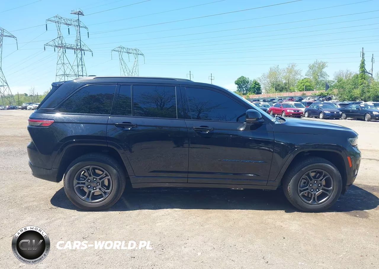2024 Jeep Grand Cherokee 4Xe Anniversary Edition VIN:1C4RJYB68R8606522 - 13