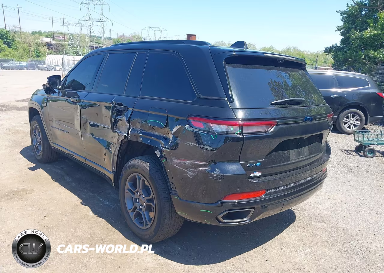 2024 Jeep Grand Cherokee 4Xe Anniversary Edition VIN:1C4RJYB68R8606522 - 3