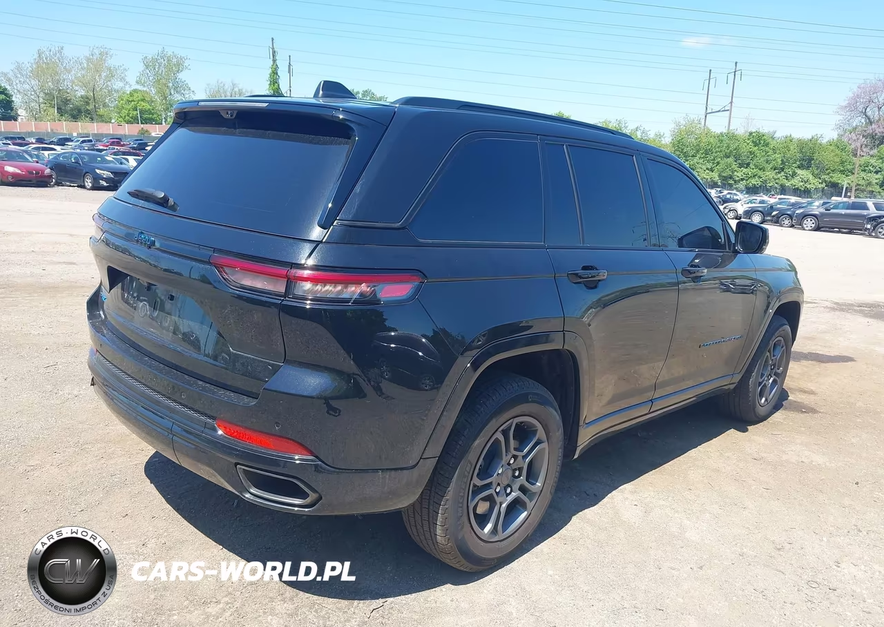 2024 Jeep Grand Cherokee 4Xe Anniversary Edition VIN:1C4RJYB68R8606522 - 4