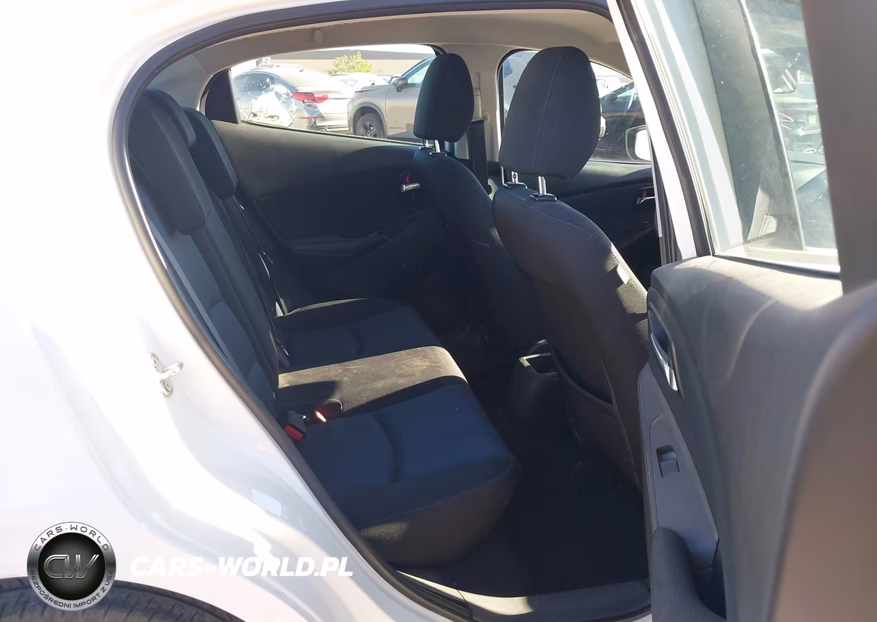 2017 Toyota Yaris Ia VIN:3MYDLBYV9HY163883 - 8