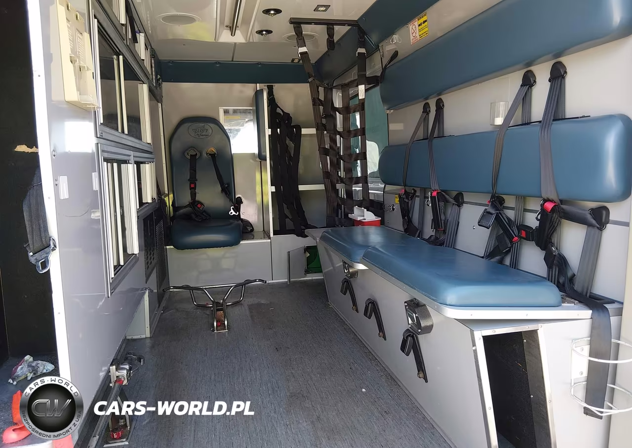 2018 Ford Transit-250 VIN:1FDYR2CM7JKB22410 - 8