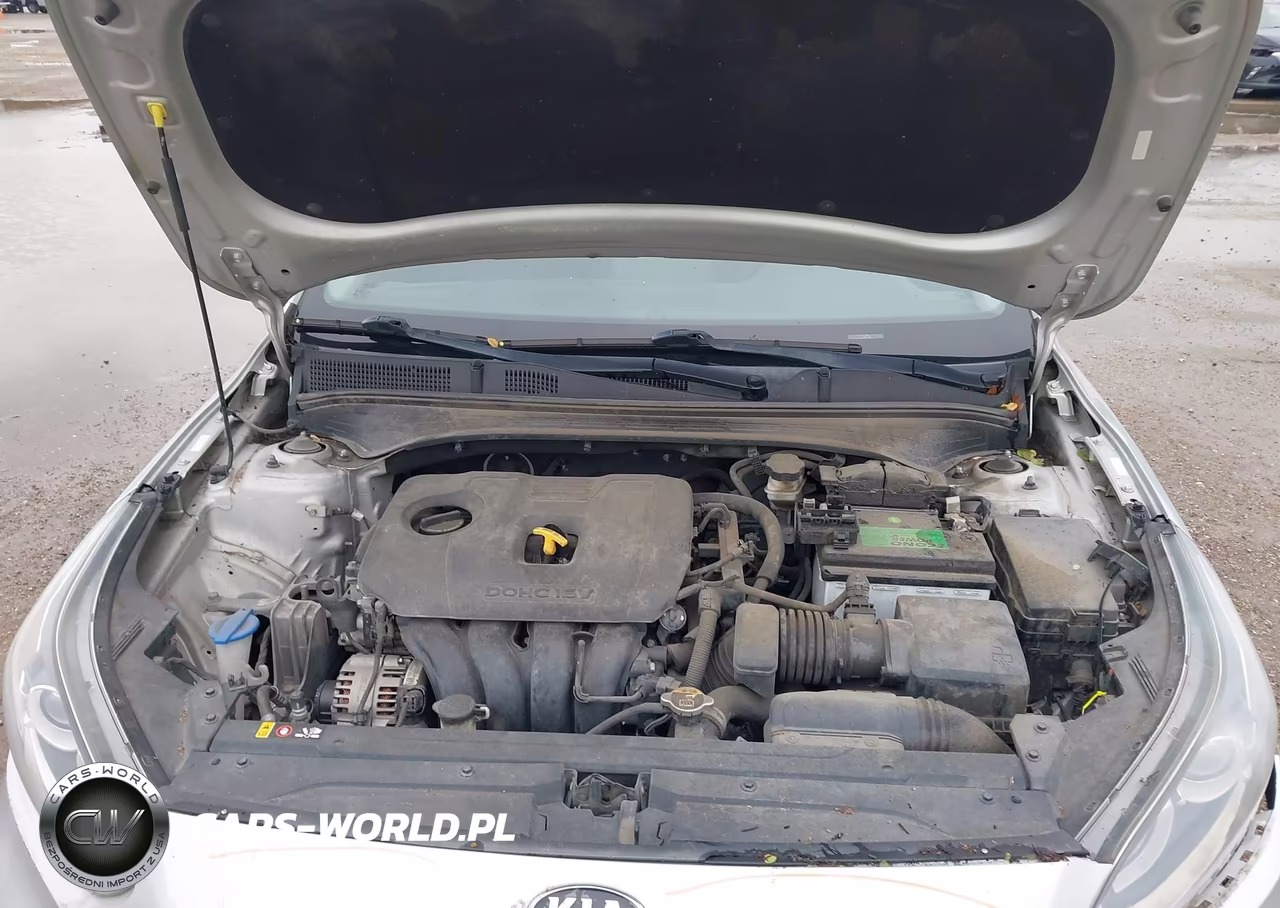 2019 Kia Forte Lxs VIN:3KPF24AD5KE051243 - 10