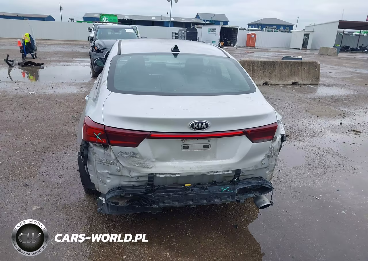 2019 Kia Forte Lxs VIN:3KPF24AD5KE051243 - 6
