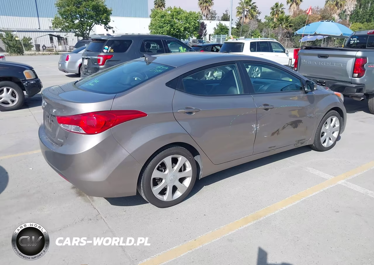 2011 Hyundai Elantra Limited VIN:5NPDH4AE6BH039810 - 4