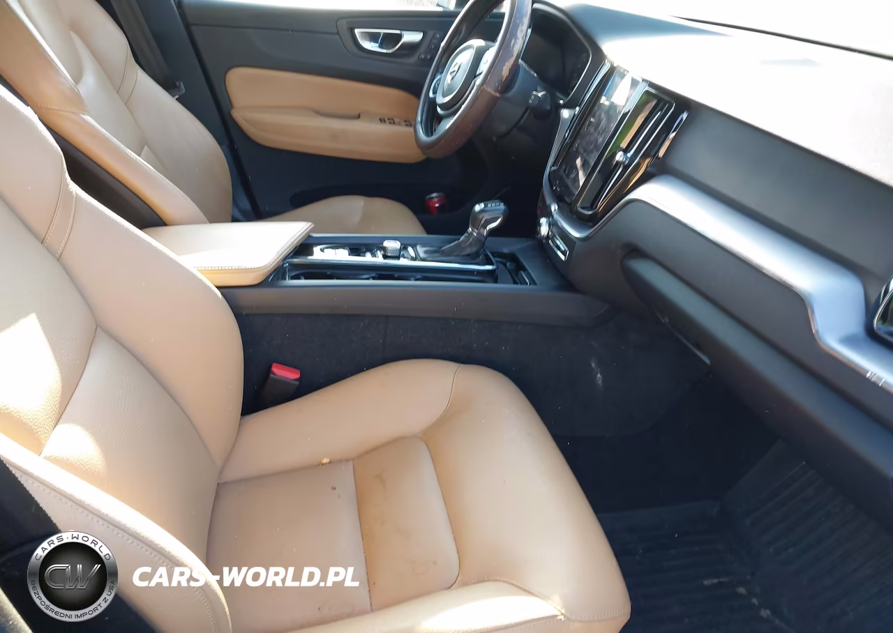 2020 Volvo Xc60 T5 Momentum VIN:YV4102RK7L1453645 - 5