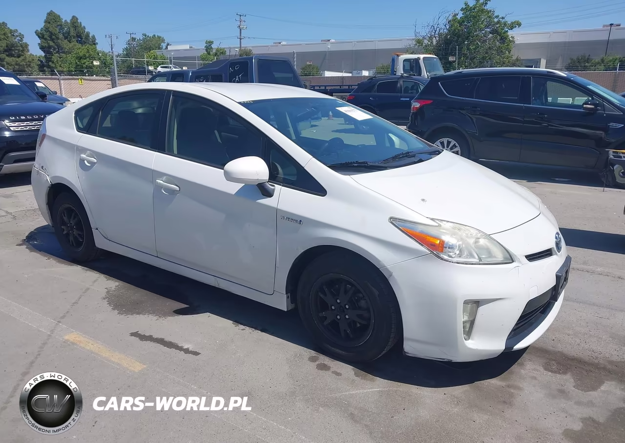 2014 Toyota Prius Two