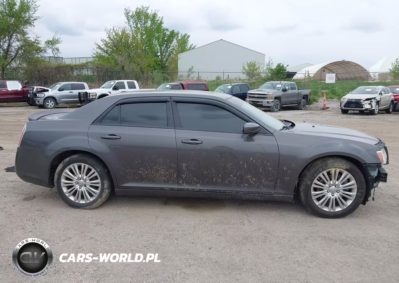 2013 Chrysler 300 Motown VIN:2C3CCARG5DH633996 - 13
