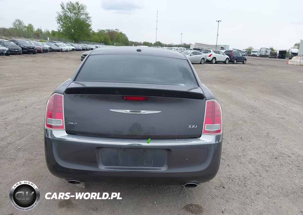 2013 Chrysler 300 Motown VIN:2C3CCARG5DH633996 - 16