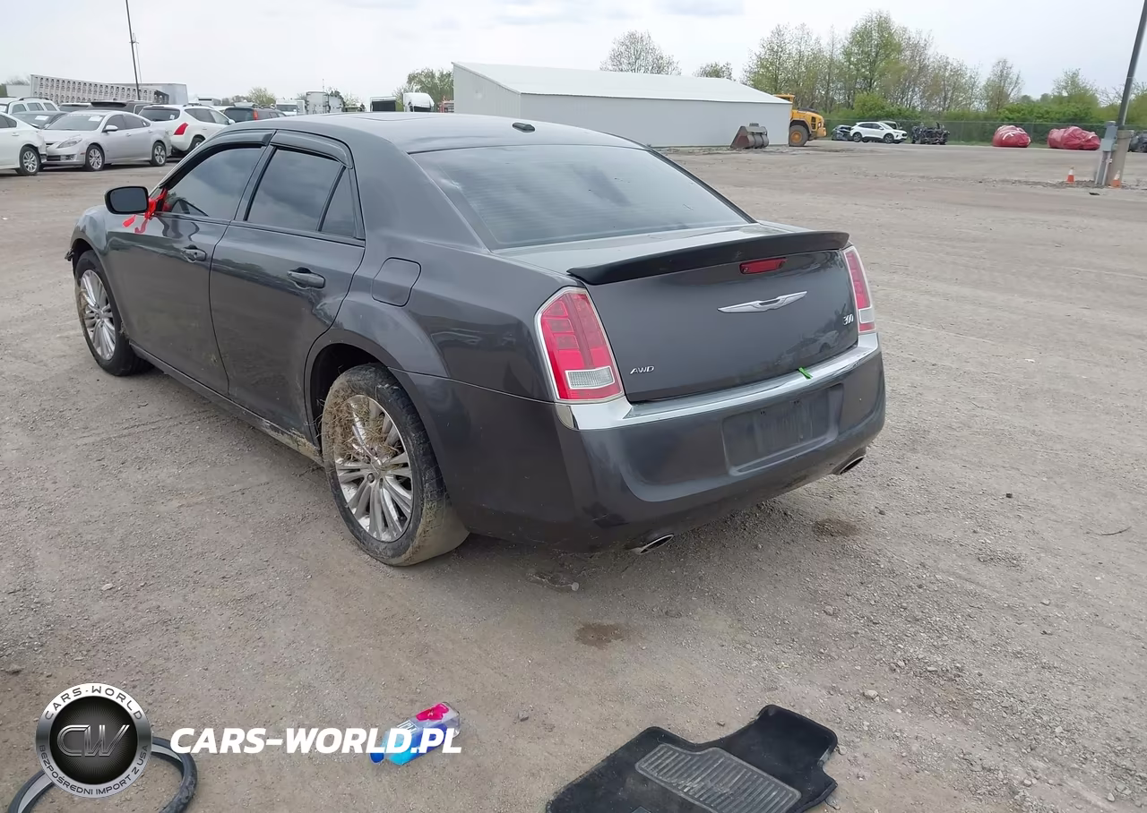 2013 Chrysler 300 Motown VIN:2C3CCARG5DH633996 - 3