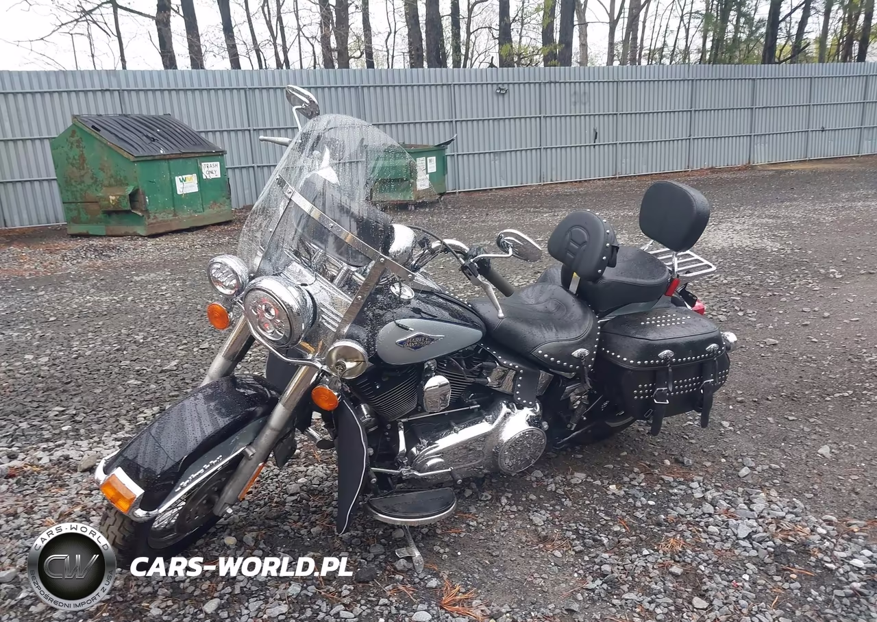2013 Harley-Davidson Flstc Heritage Softail Classic VIN:1HD1BWV18DB013400 - 2