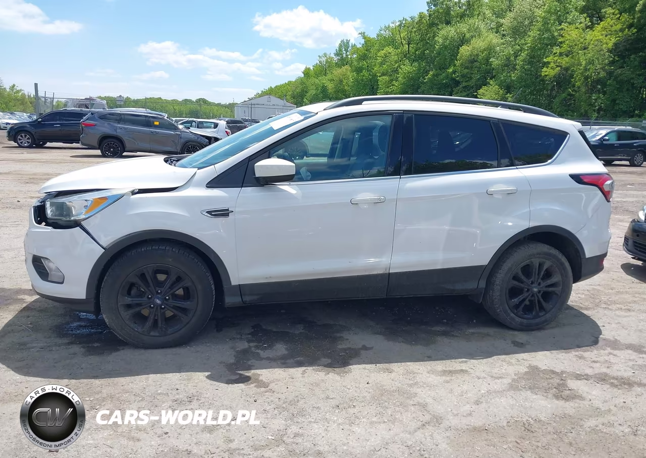 2018 Ford Escape Se VIN:1FMCU0GD9JUB35686 - 14