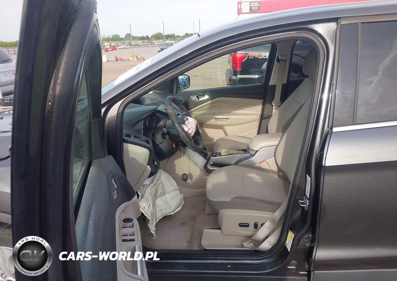2015 Ford Escape Se VIN:1FMCU0G7XFUA14716 - 19