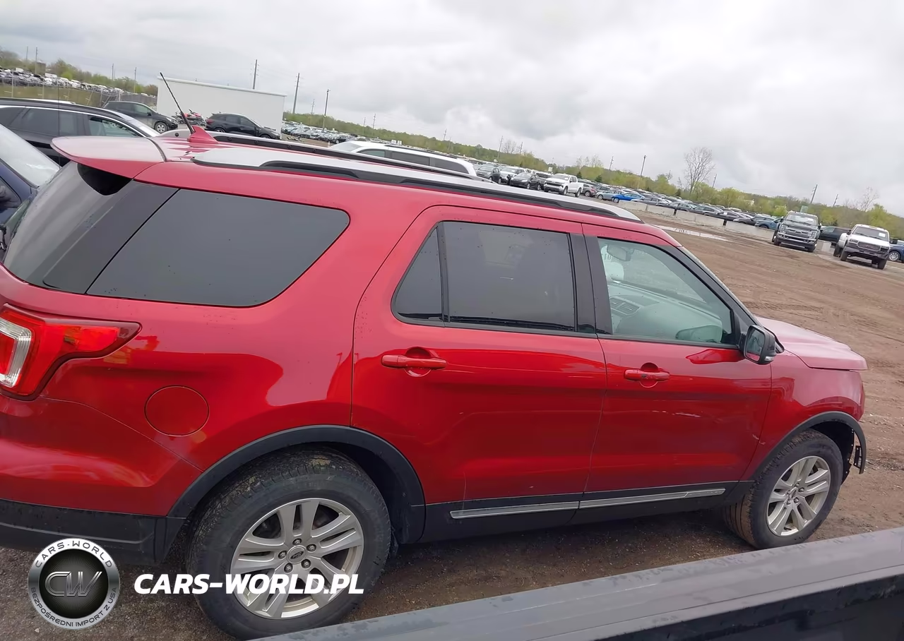 2018 Ford Explorer Xlt VIN:1FM5K8D86JGB42016 - 13