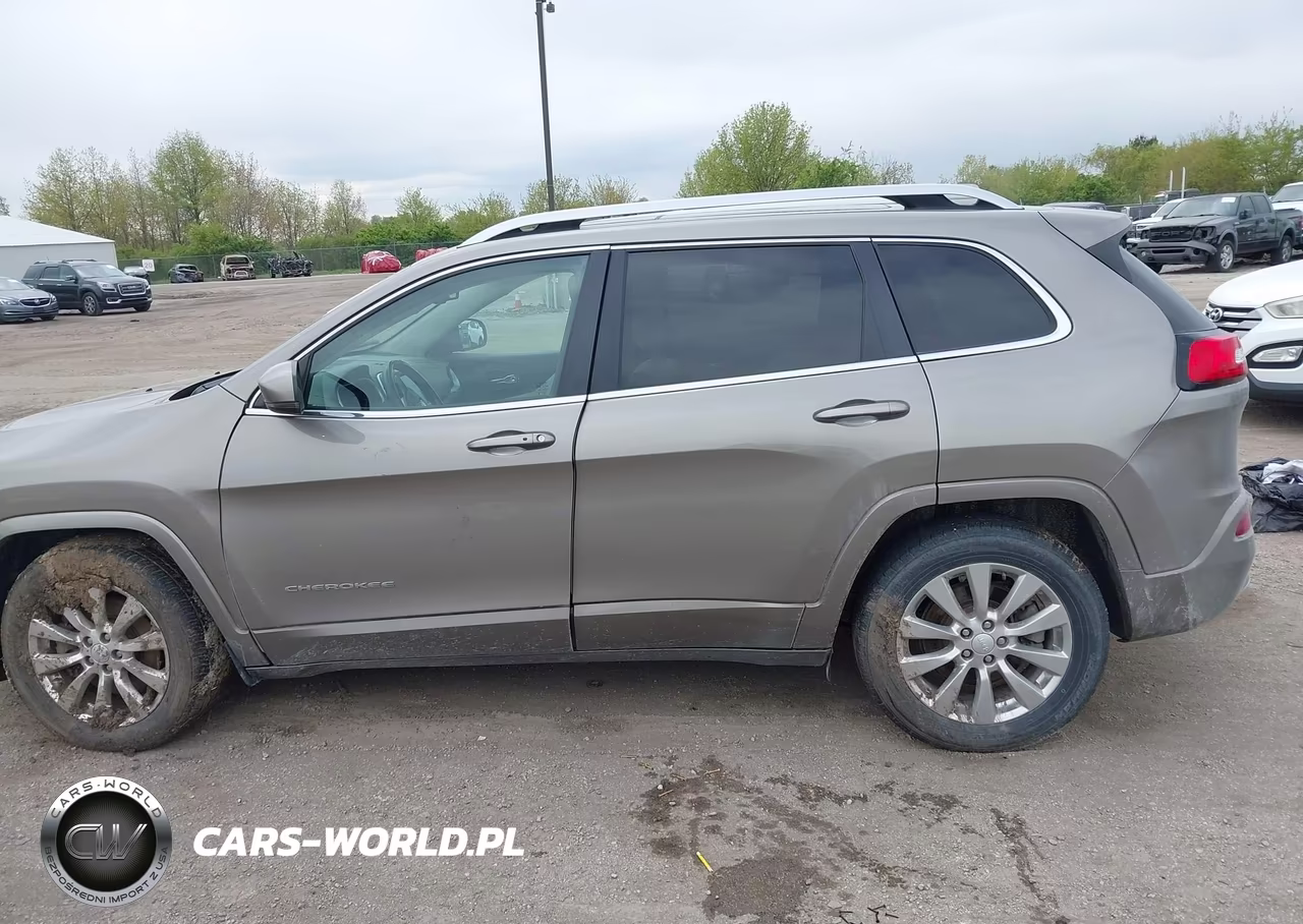 2017 Jeep Cherokee Overland 4X4 VIN:1C4PJMJS9HW621510 - 14