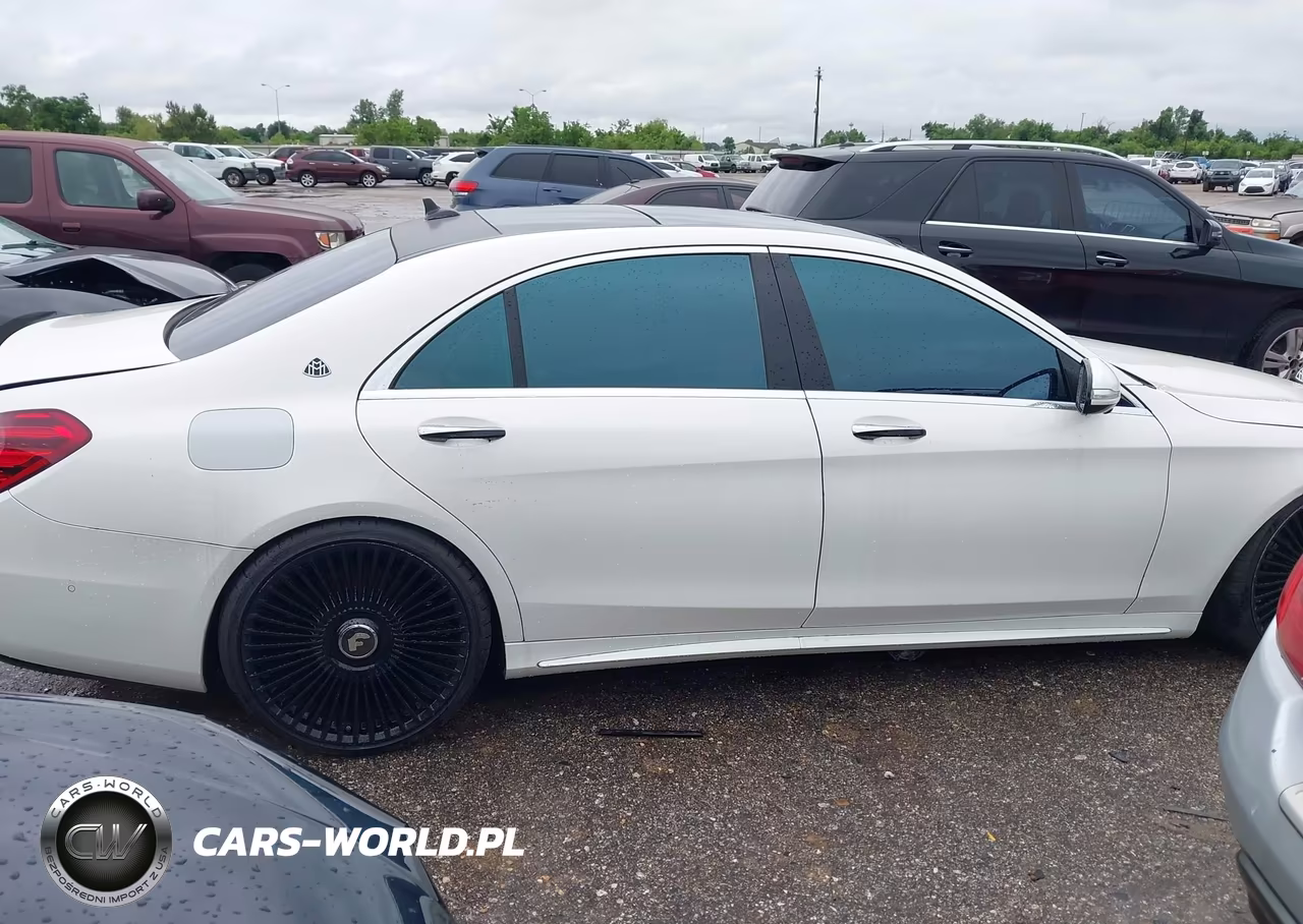 2020 Mercedes-Benz S 560 VIN:W1KUG8DB1LA552196 - 13