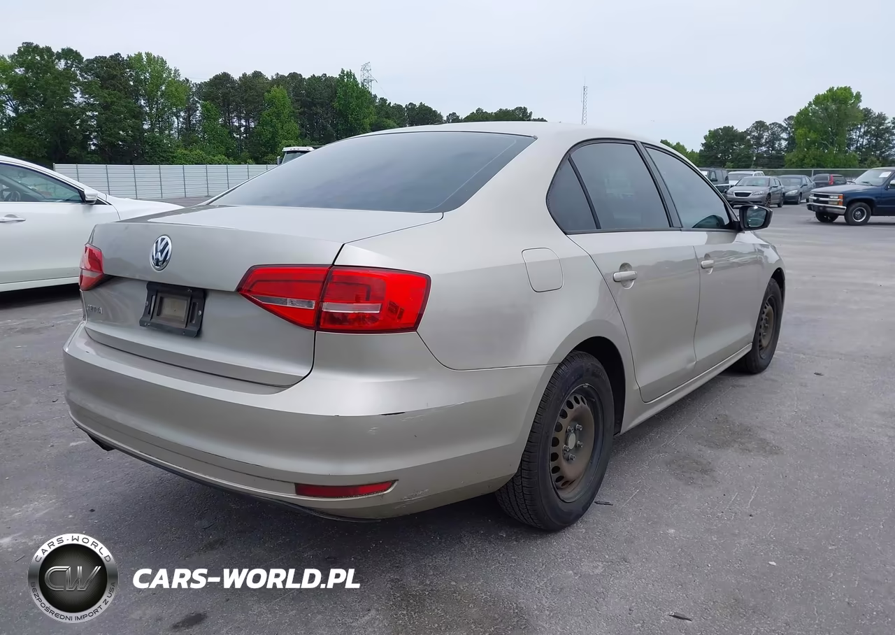 2015 Volkswagen Jetta 2.0L S VIN:3VW1K7AJ0FM306603 - 4