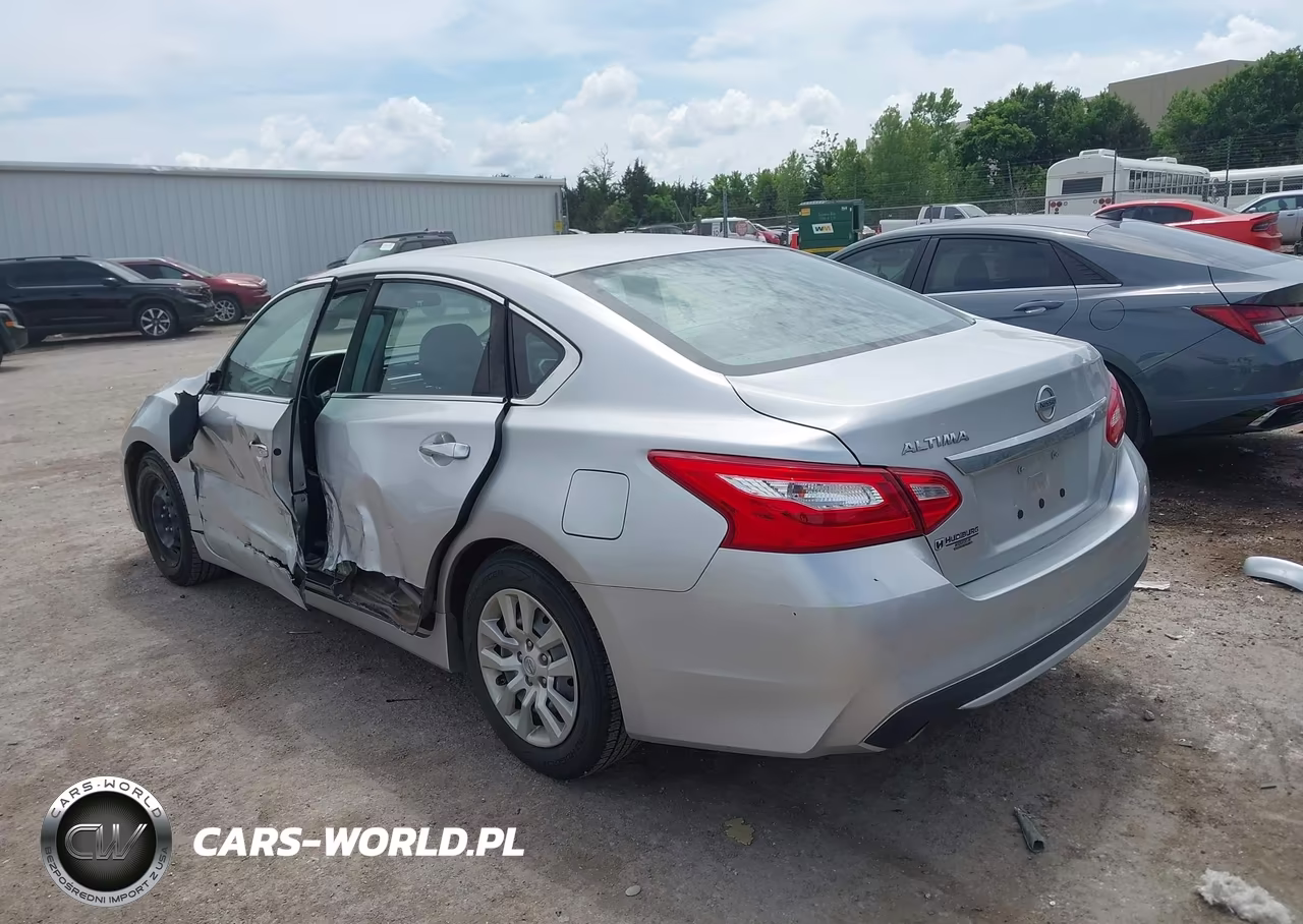 2017 Nissan Altima 2.5 S VIN:1N4AL3AP6HN366963 - 3