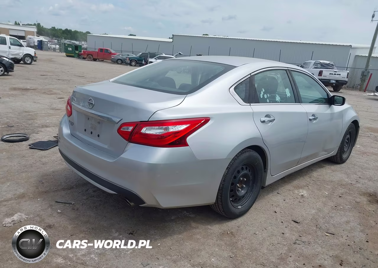 2017 Nissan Altima 2.5 S VIN:1N4AL3AP6HN366963 - 4