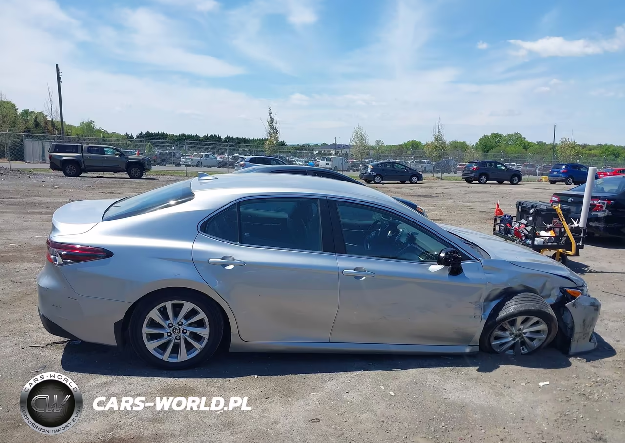 2023 Toyota Camry Le VIN:4T1C11AK8PU820602 - 13