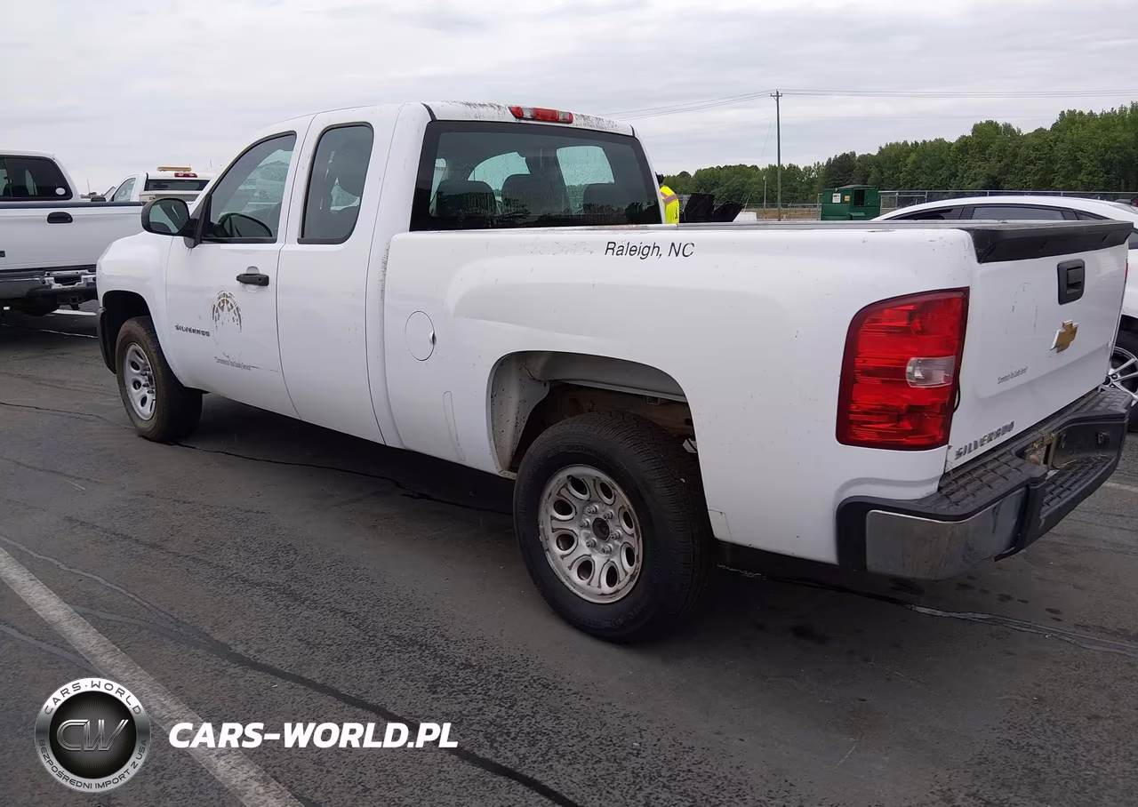 2013 Chevrolet Silverado 1500 Work Truck VIN:1GCRCPEXXDZ147344 - 3