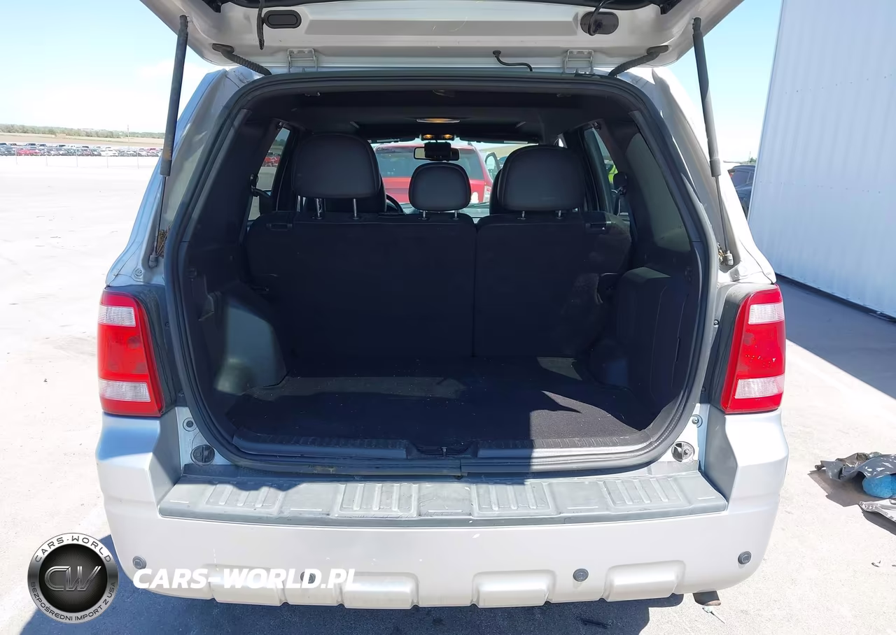 2010 Ford Escape Limited VIN:1FMCU0E79AKC88965 - 18