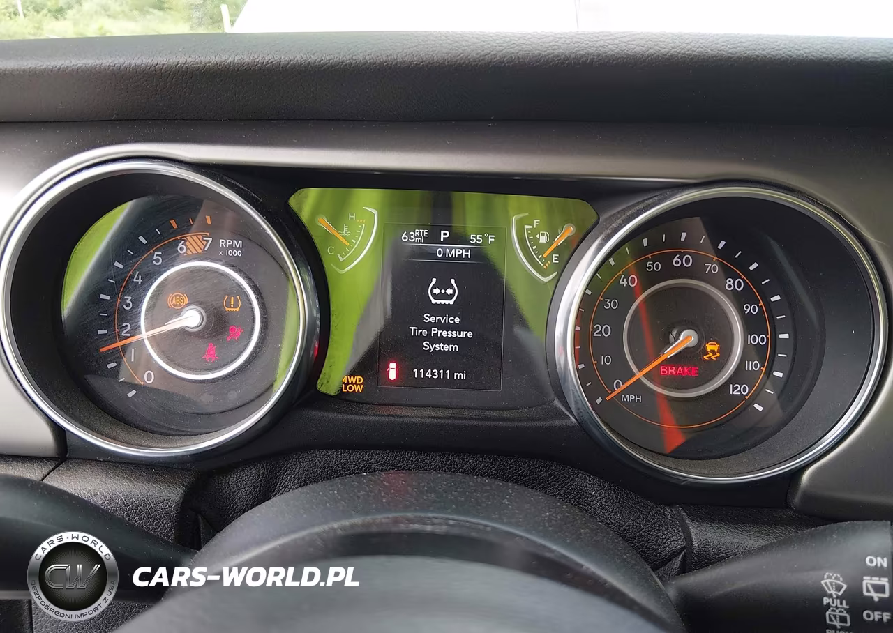 2019 Jeep Wrangler Unlimited Sport S 4X4 VIN:1C4HJXDN1KW592815 - 7