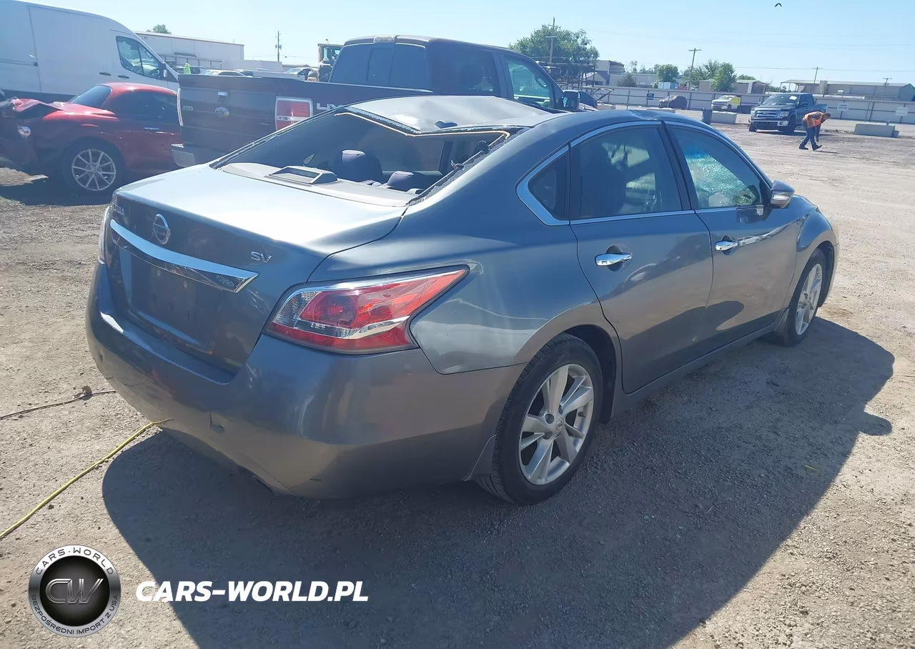 2015 Nissan Altima 2.5 Sv VIN:1N4AL3AP4FC109986 - 4