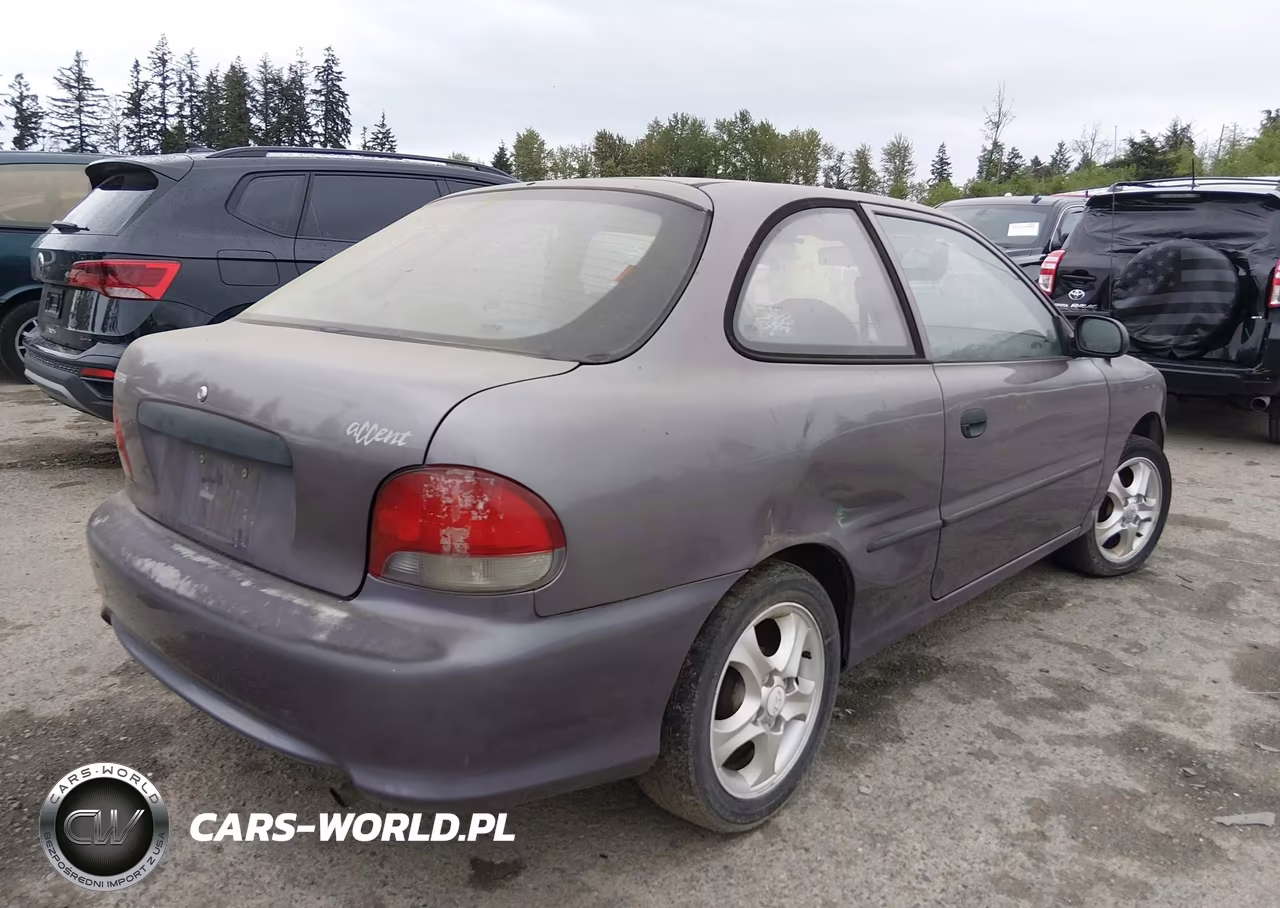 1999 Hyundai Accent L VIN:KMHVD14N8XU438415 - 4