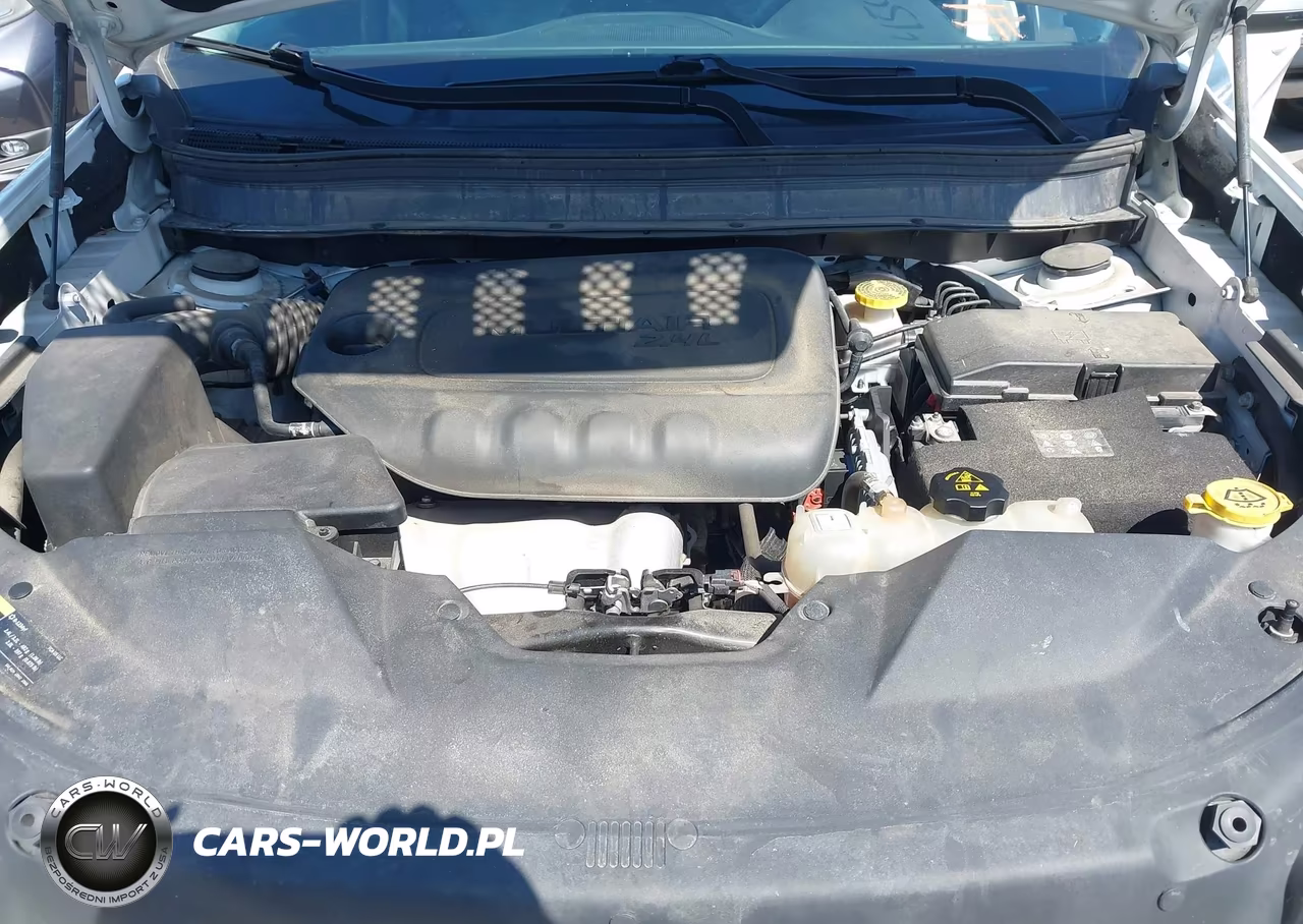 2020 Jeep Cherokee Latitude Plus 4X4 VIN:1C4PJMLB8LD513641 - 10