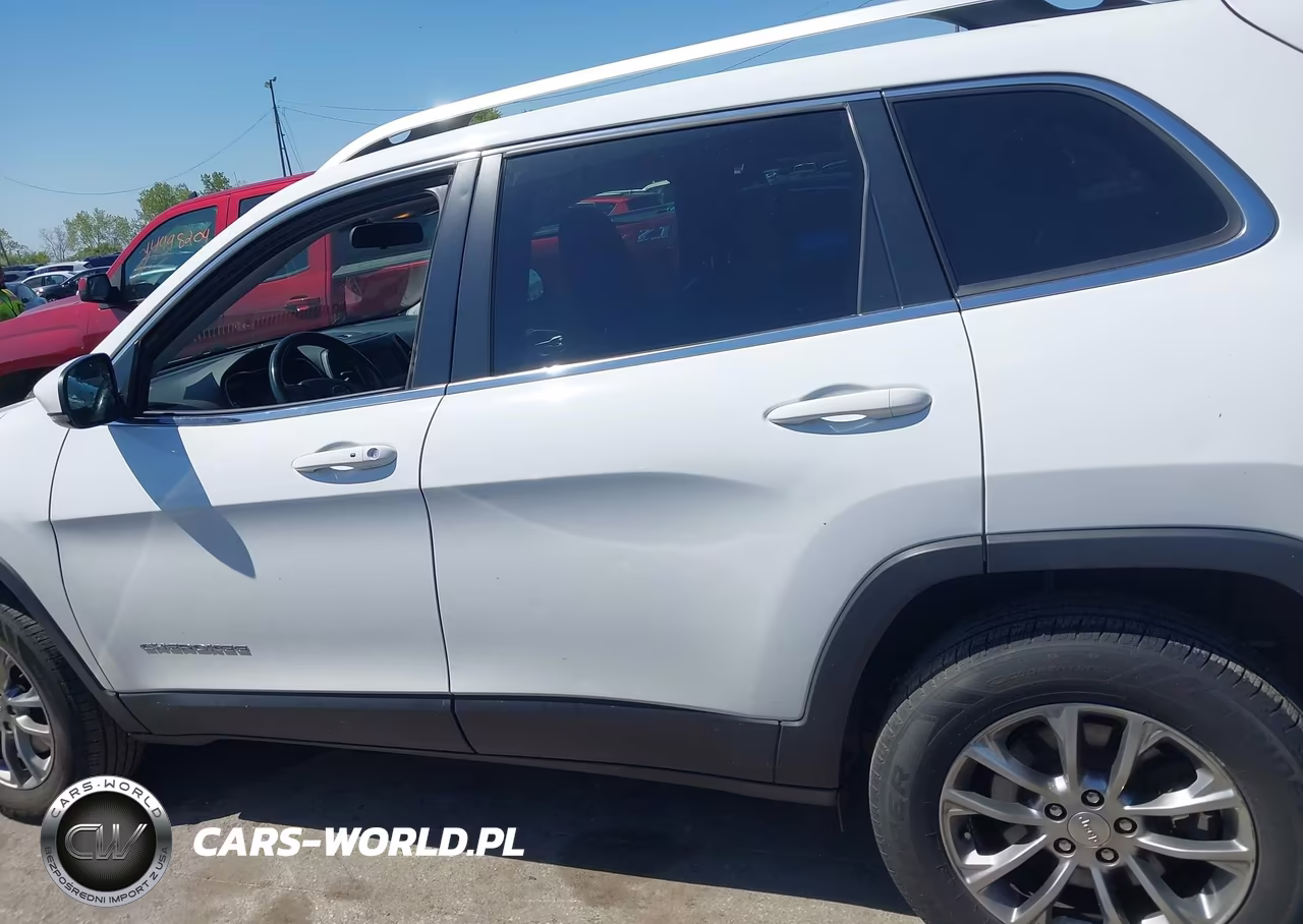 2020 Jeep Cherokee Latitude Plus 4X4 VIN:1C4PJMLB8LD513641 - 14