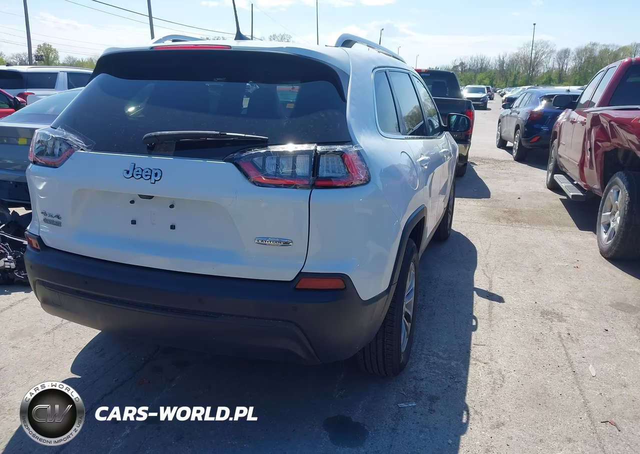 2020 Jeep Cherokee Latitude Plus 4X4 VIN:1C4PJMLB8LD513641 - 4