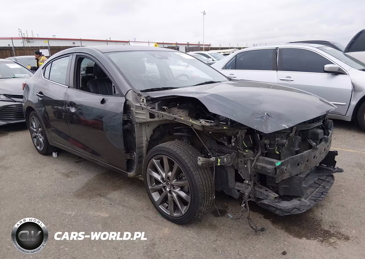 2018 Mazda Mazda3 Touring