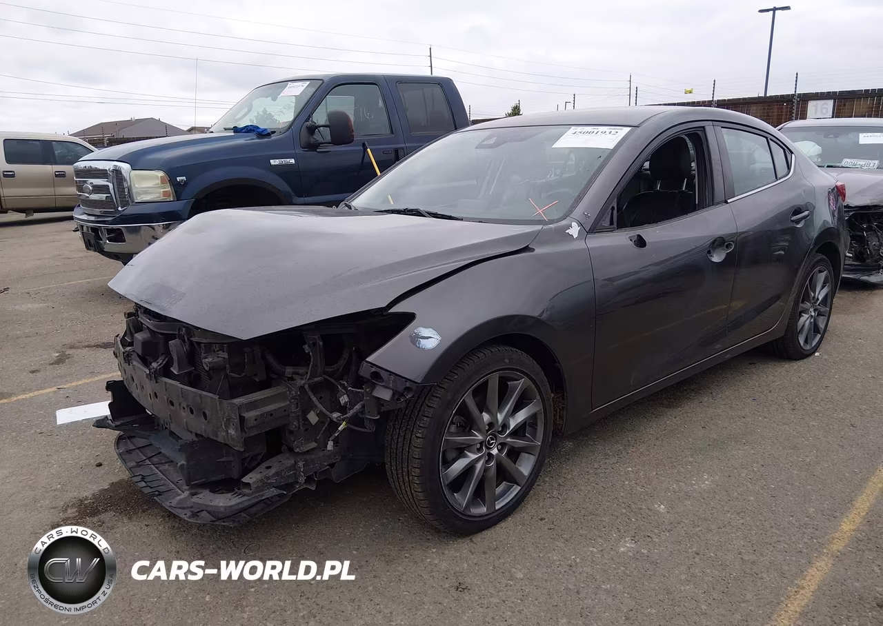 2018 Mazda Mazda3 Touring VIN:3MZBN1V36JM252432 - 2