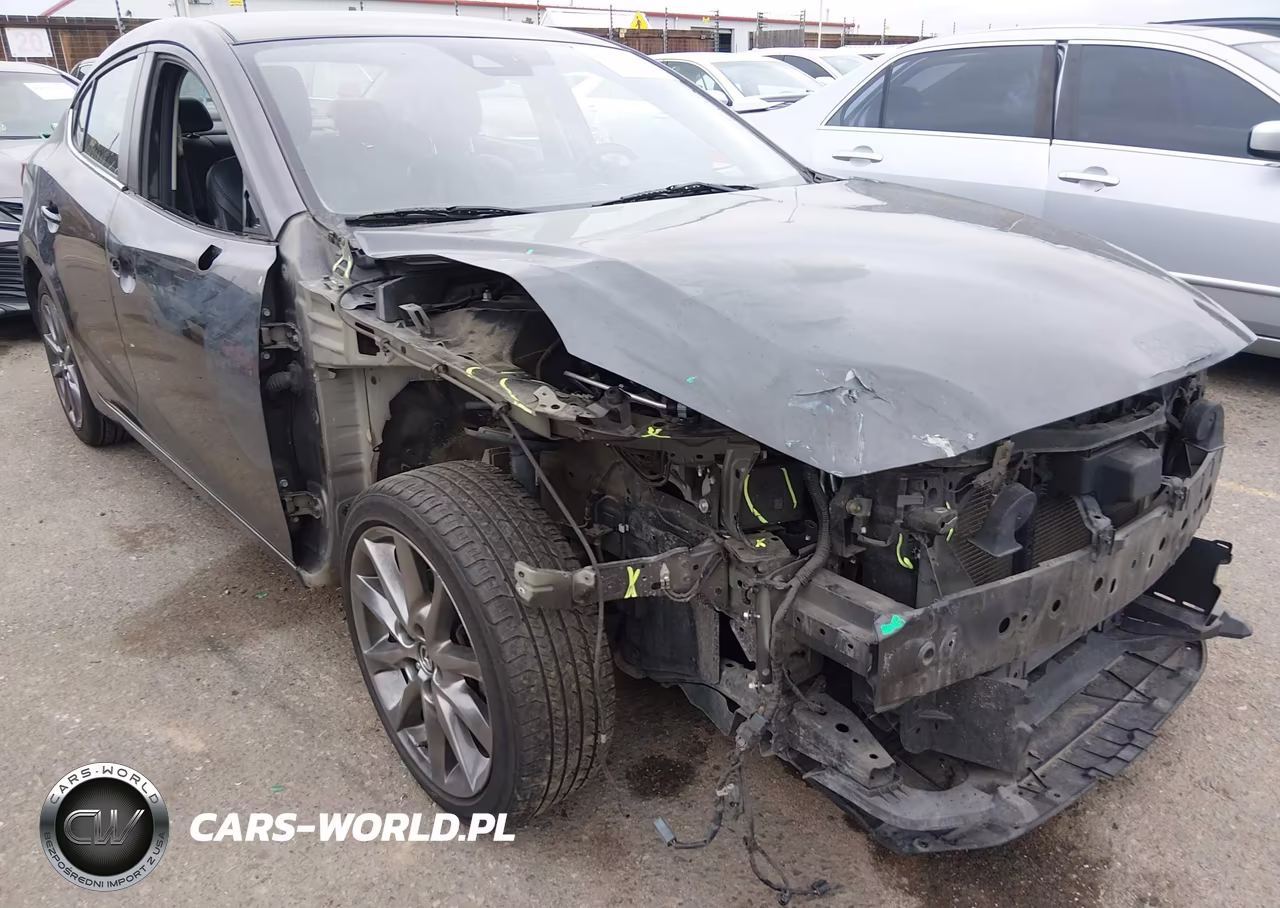 2018 Mazda Mazda3 Touring VIN:3MZBN1V36JM252432 - 6