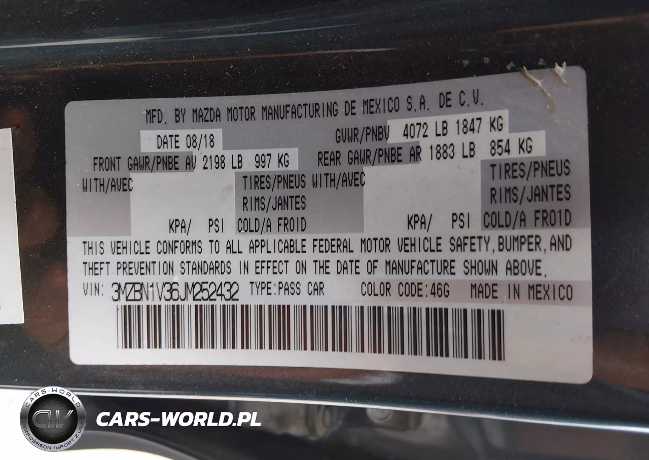 2018 Mazda Mazda3 Touring VIN:3MZBN1V36JM252432 - 9