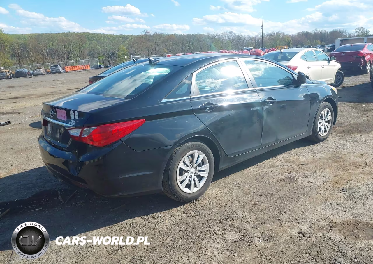 2011 Hyundai Sonata Gls VIN:5NPEB4AC2BH217264 - 4