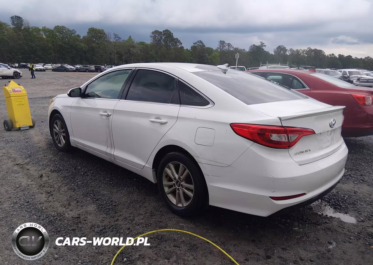 2015 Hyundai Sonata Se VIN:5NPE24AF9FH192010 - 3