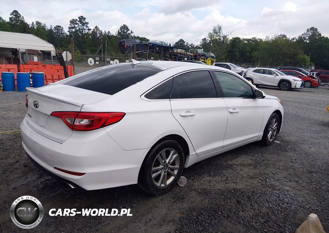2015 Hyundai Sonata Se VIN:5NPE24AF9FH192010 - 4