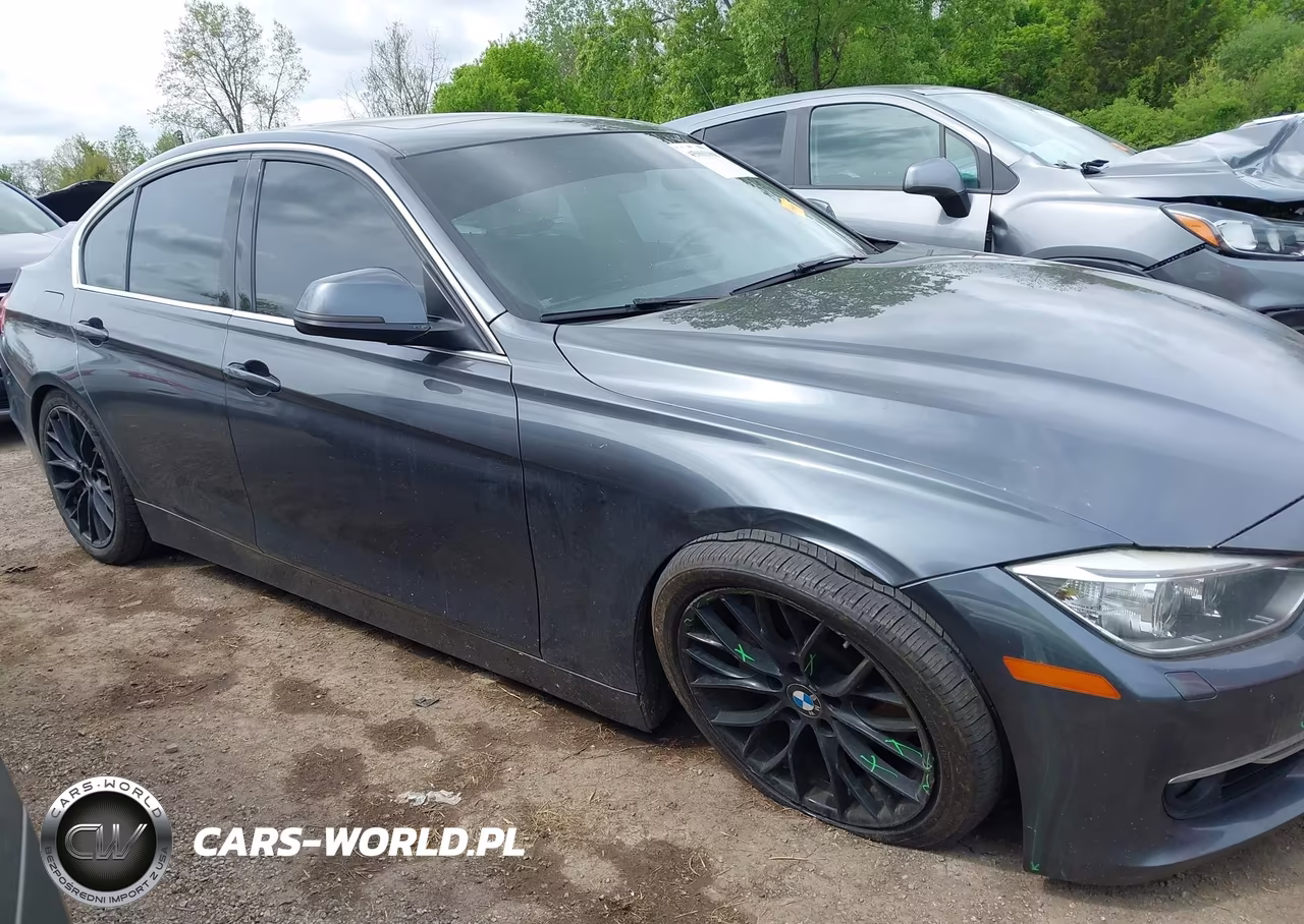 2013 BMW 335I xDrive VIN:WBA3B9C52DF586090 - 13