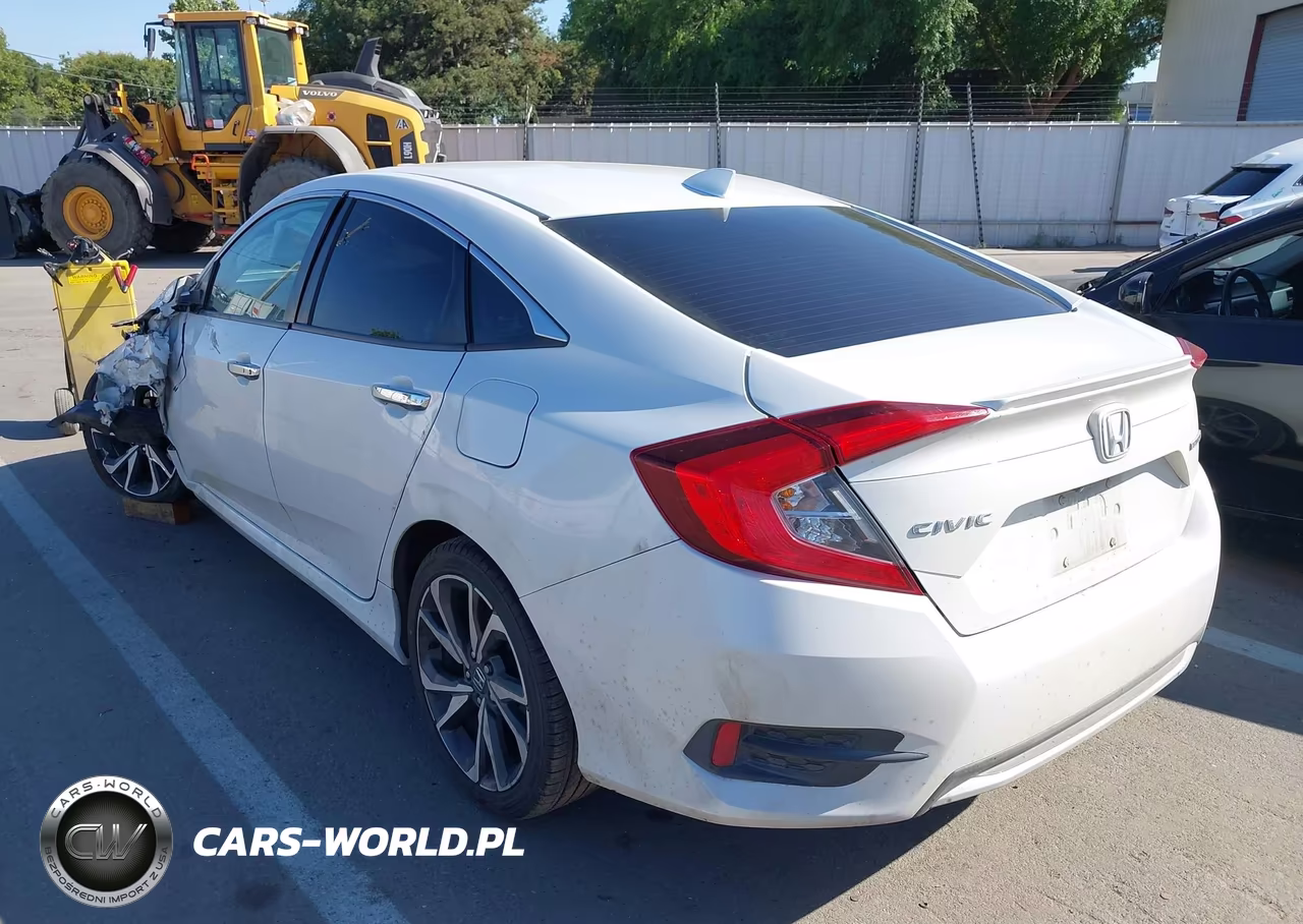 2020 Honda Civic Touring VIN:19XFC1F99LE210377 - 3