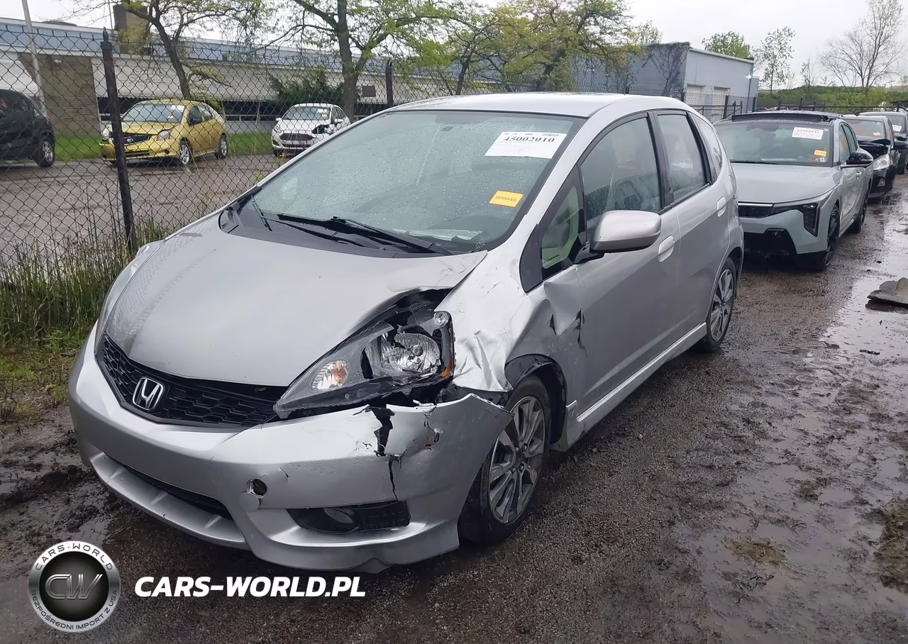 2013 Honda Fit Sport VIN:JHMGE8H51DC015477 - 2