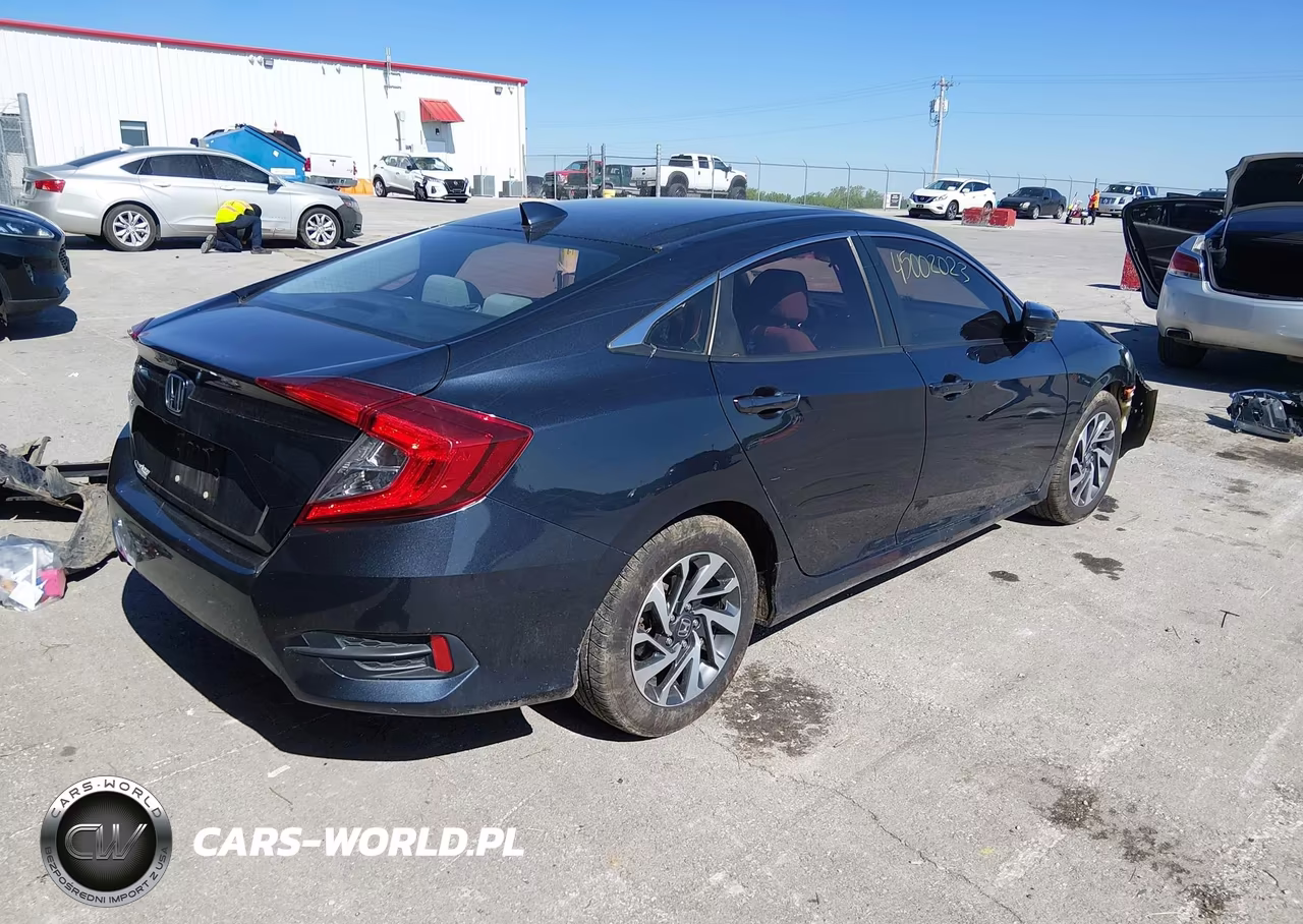 2018 Honda Civic Ex VIN:2HGFC2F76JH565501 - 4
