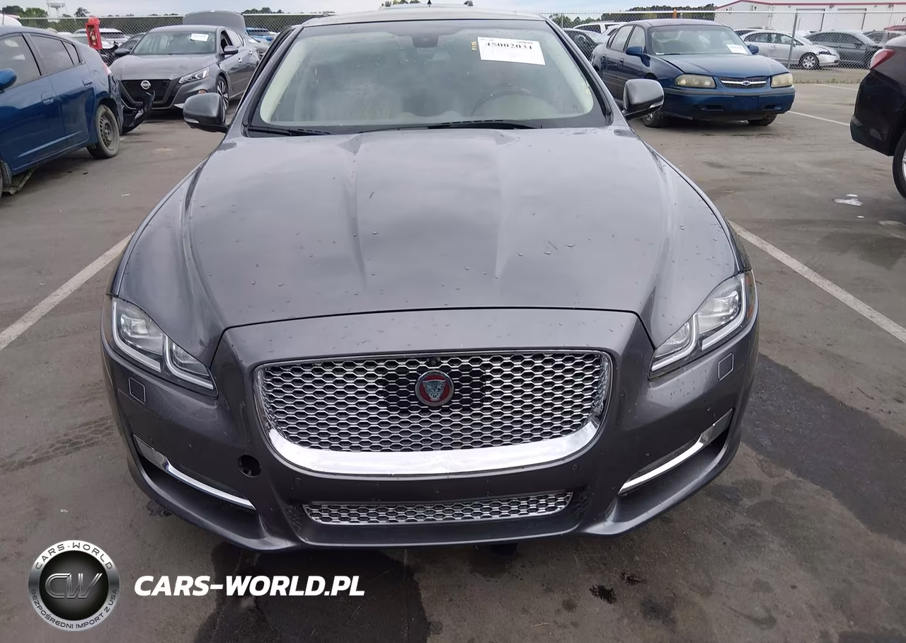 2017 Jaguar Xj Xjl Supercharged VIN:SAJWA2GE7HMW08639 - 12